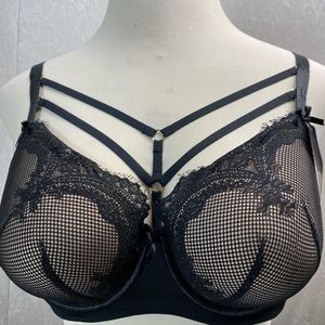 Cacique NWT Balconette black bra seriously sexy